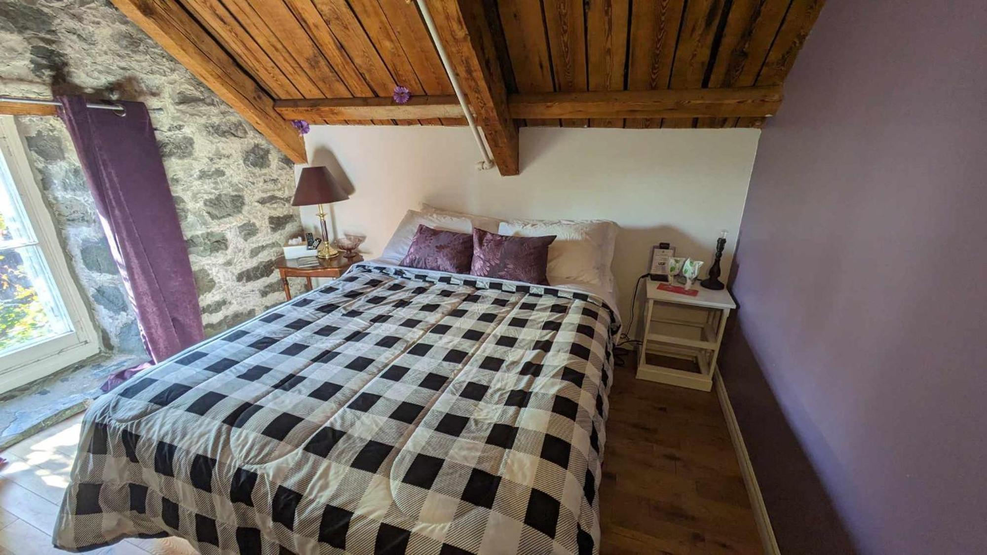 Отель La Maison Rousseau Монманьи Номер фото